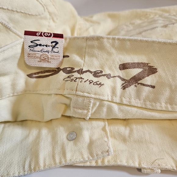 SEVEN7 ROLLED CUFF PALE YELLOW BERMUDA SHORTS - Picture 7 of 11